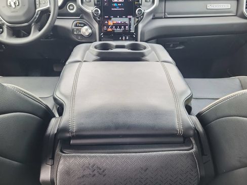Used 2025 RAM 1500 Laramie AWD/4WD image 21