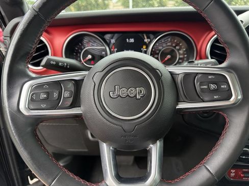 Used 2019 Jeep Wrangler Unlimited Rubicon w/ Safety Group AWD/4WD image 13
