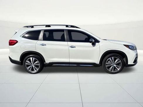 Used 2022 Subaru Ascent Touring image 9