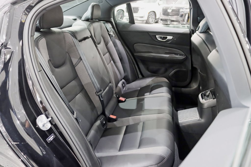 Used 2024 Volvo S60 T8 Ultimate w/ Climate Package AWD/4WD image 32
