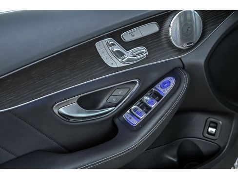 Certified 2020 Mercedes-Benz C 300 4MATIC Sedan image 9