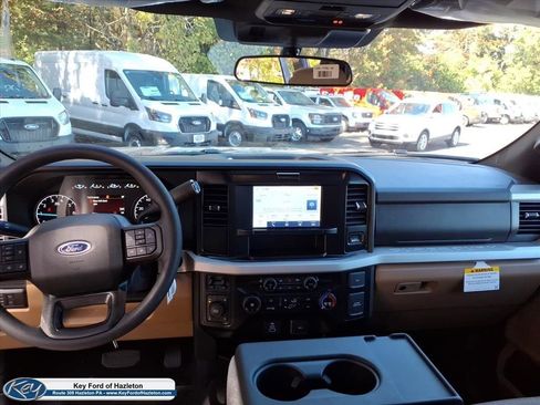 New 2026 Ford F350 XLT w/ 360-Degree Camera Package AWD/4WD image 44