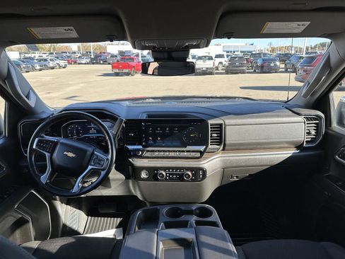 Used 2023 Chevrolet Silverado 1500 LT image 17