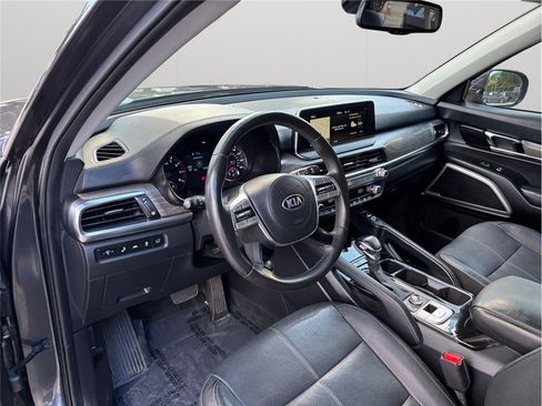Used 2021 Kia Telluride EX w/ Towing Package image 5