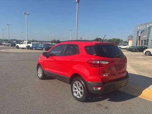 Used 2021 Ford EcoSport SE image 3