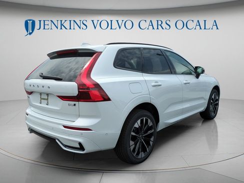 New 2026 Volvo XC60 B5 Plus w/ Climate Package AWD/4WD image 3