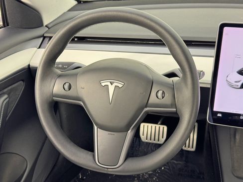 Used 2021 Tesla Model 3 Performance image 18