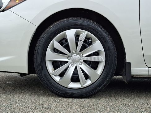 Used 2023 Subaru Impreza 2.0i AWD/4WD image 9