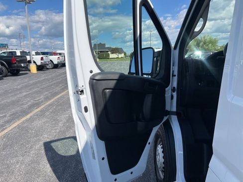 Used 2024 RAM ProMaster 3500 w/ Delivery Van Package image 13
