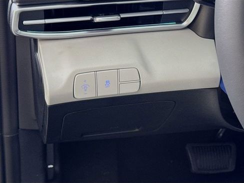 New 2026 Hyundai Elantra Limited FWD image 14
