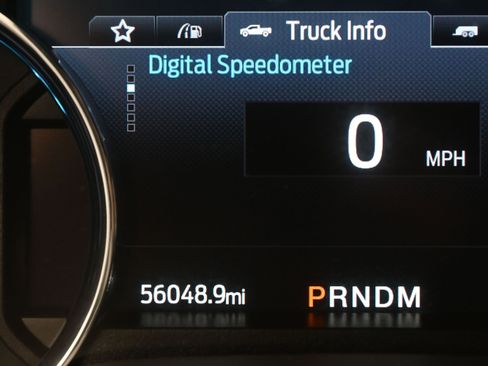 Used 2022 Ford F350 Platinum w/ FX4 Off-Road Package AWD/4WD image 16