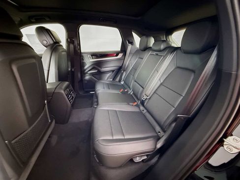 New 2026 Porsche Cayenne S image 17