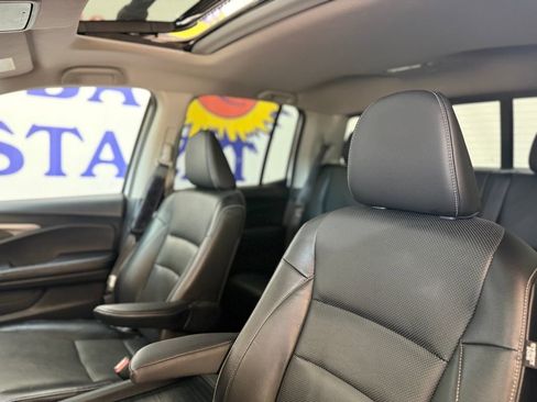 Used 2023 Honda Ridgeline RTL-E image 10