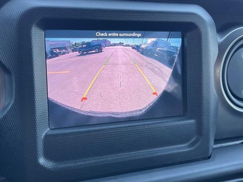 Used 2021 Jeep Wrangler Unlimited Sport AWD/4WD image 28