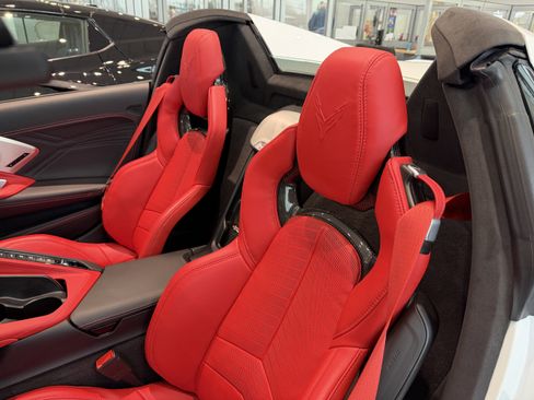 Used 2025 Chevrolet Corvette E-Ray image 12