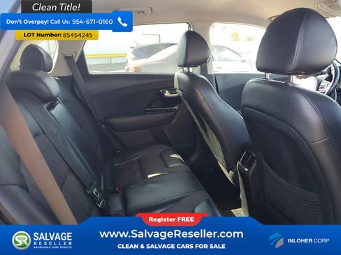 Used 2018 Kia Niro EX FWD image 13