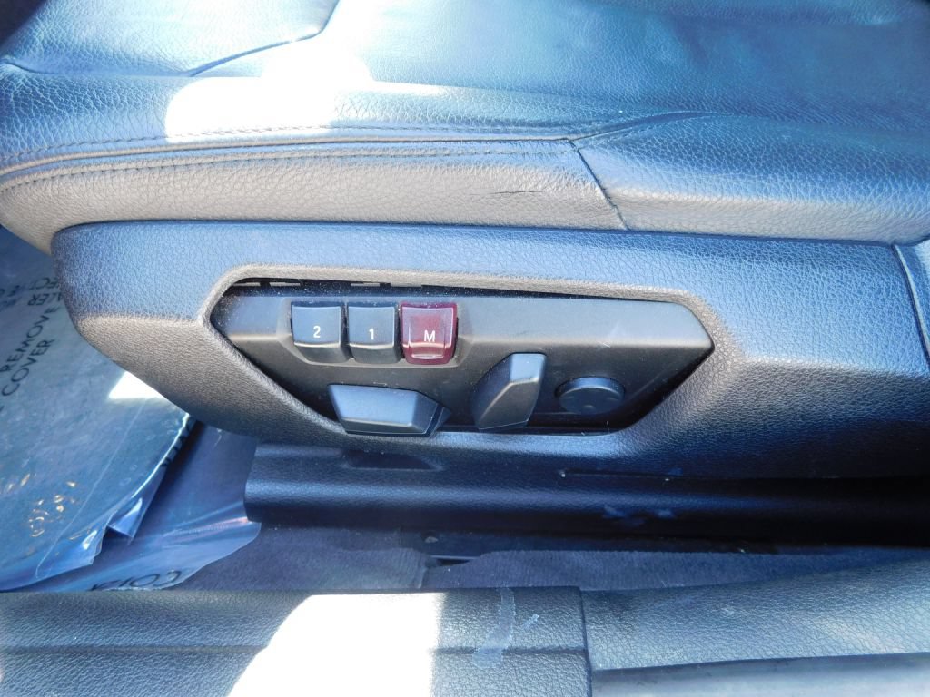 Used 2012 BMW 328i Sedan RWD image 29