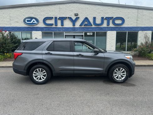 Used 2021 Ford Explorer 4WD w/ Class III Trailer Tow Package image 3