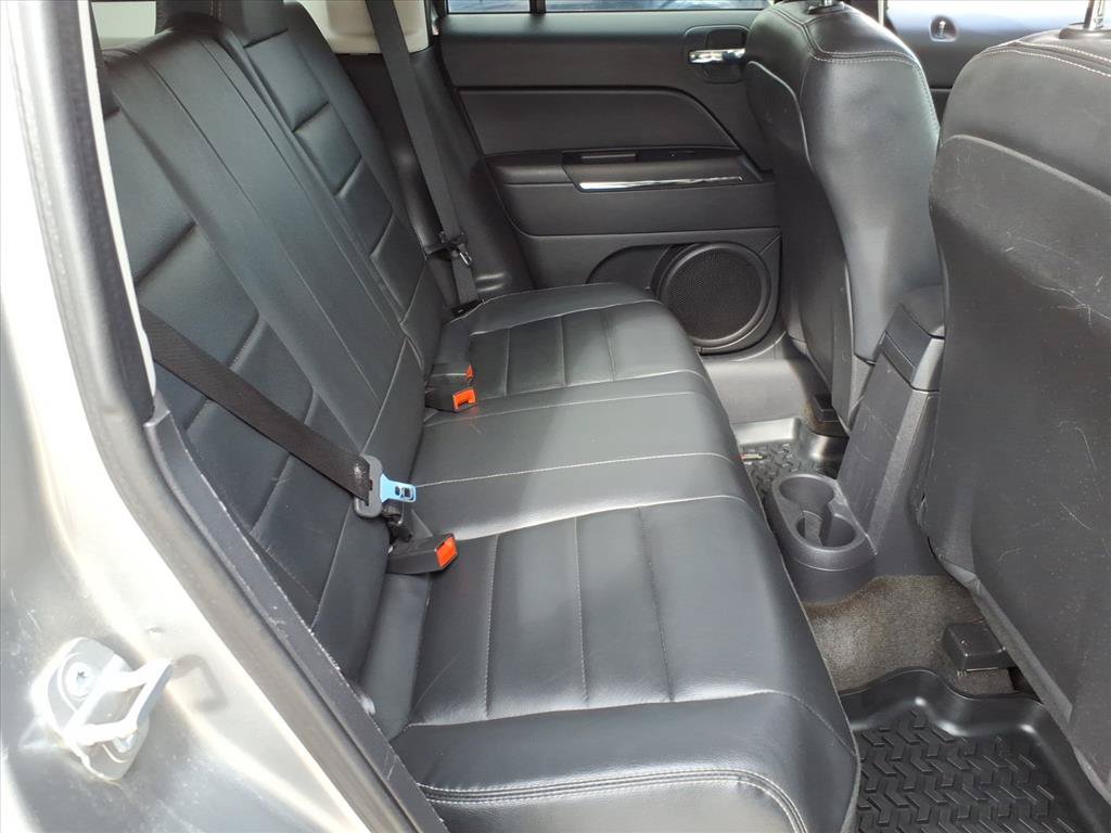 Used 2014 Jeep Patriot Limited w/ Sun/Sound Group AWD/4WD image 16