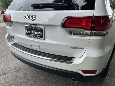Used 2020 Jeep Grand Cherokee Limited w/ Luxury Group II AWD/4WD image 4