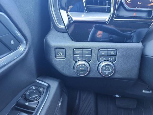 New 2026 GMC Sierra 1500 Elevation w/ Elevation Premium Package image 19