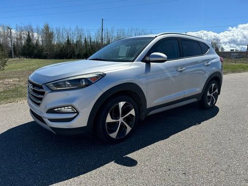 Used 2017 Hyundai Tucson Sport AWD/4WD image 2