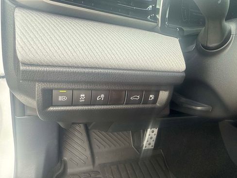 New 2026 Toyota Camry SE image 28