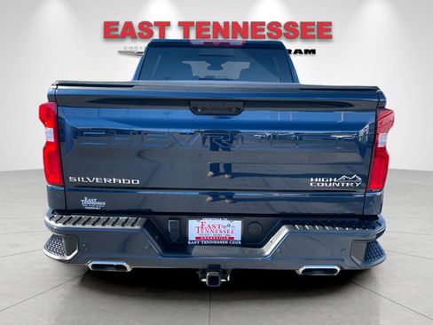 Used 2022 Chevrolet Silverado 1500 High Country w/ Z71 Off-Road Package image 4