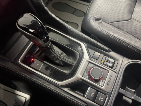 Used 2019 Subaru Forester Touring image 18