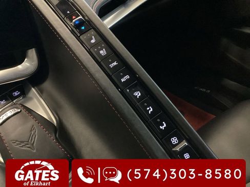 Used 2021 Chevrolet Corvette Stingray Premium Cpe w/ Z51 Performance Package image 18