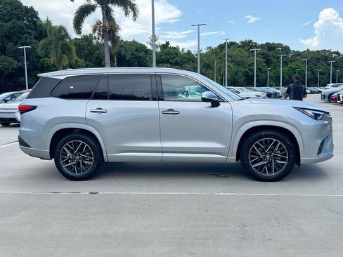 Certified 2025 Lexus TX 350 AWD w/ Technology Package image 8