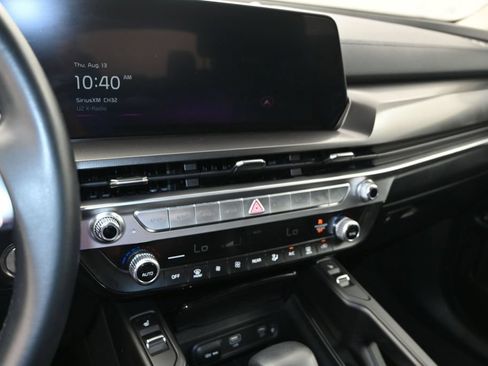 Used 2025 Kia Telluride S FWD image 22