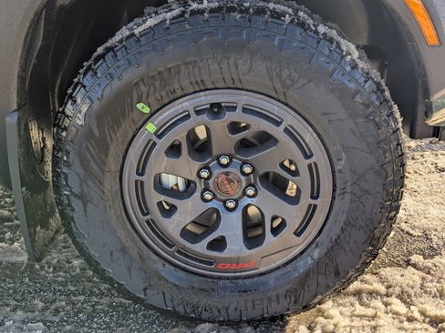 New 2026 Nissan Frontier PRO-4X w/ Tow Package image 9