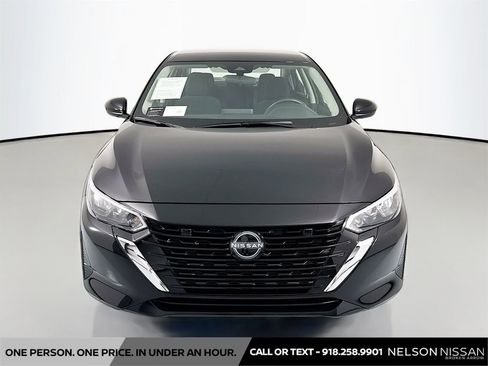 Used 2025 Nissan Sentra S image 2