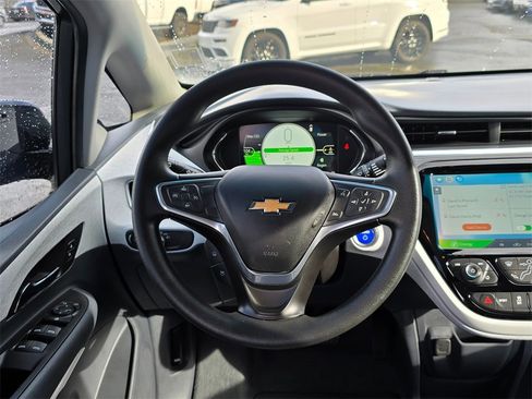 Used 2019 Chevrolet Bolt LT image 18