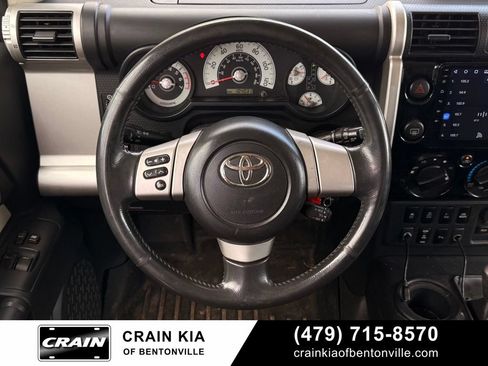 Used 2010 Toyota FJ Cruiser 4WD image 13