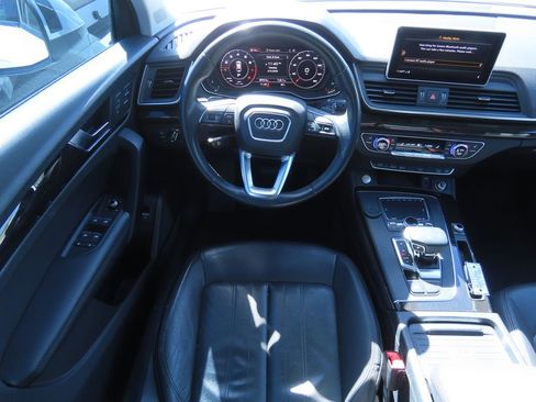 Used 2019 Audi Q5 2.0T Premium Plus image 5