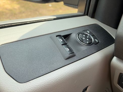 Used 2019 Ford F250 XL w/ XL Value Package AWD/4WD image 25