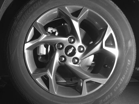 Used 2025 Chevrolet Trax LT FWD image 12