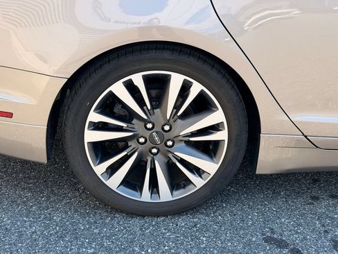 Used 2020 Lincoln MKZ Reserve w/ Elements Package AWD/4WD image 24