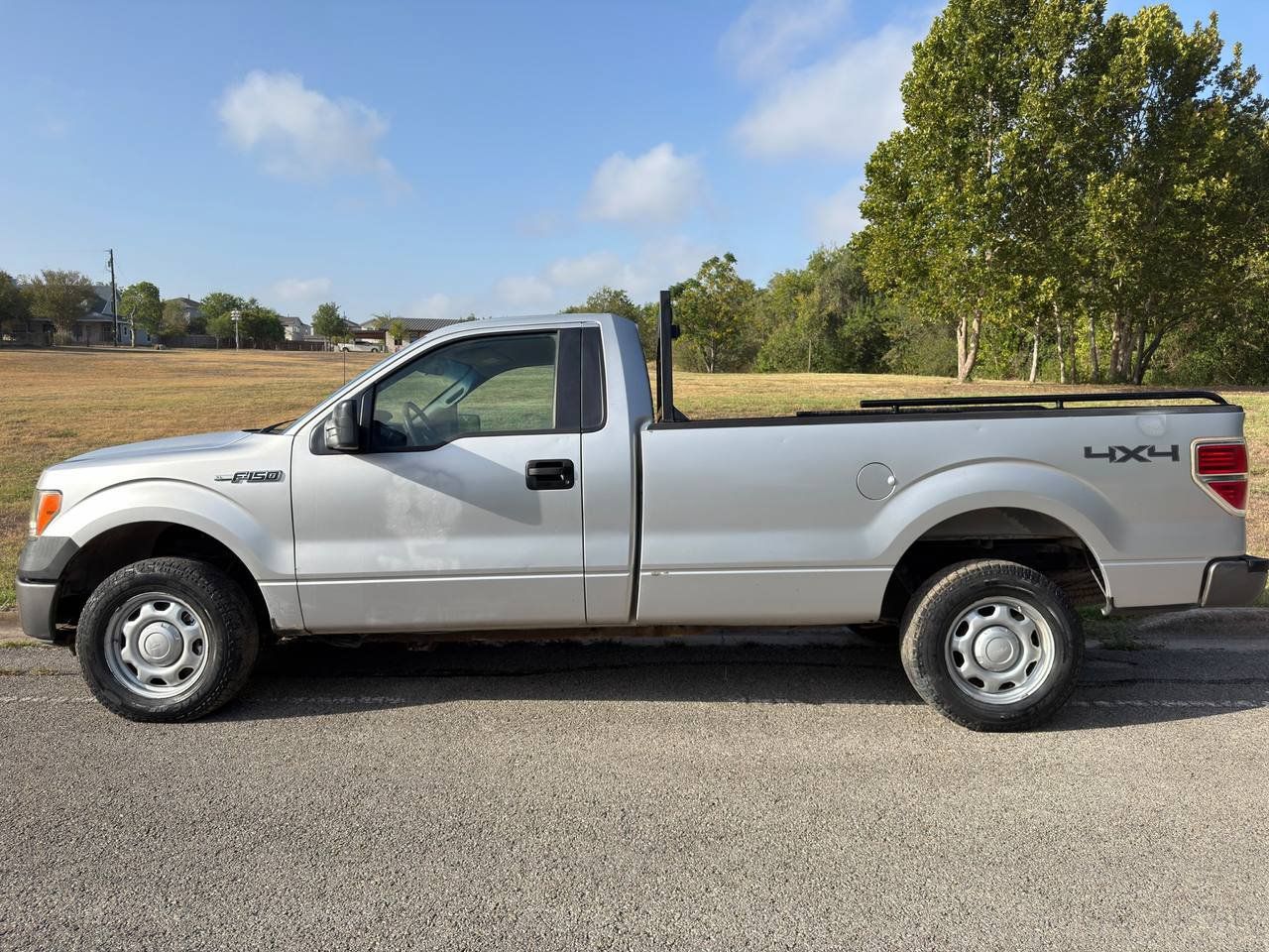 Used 2010 Ford F150 XLT AWD/4WD image 1
