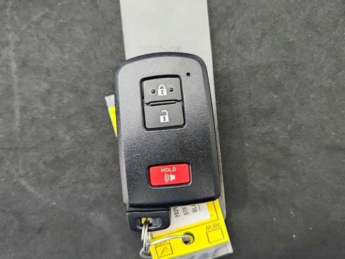 Used 2020 Toyota Tundra SR5 w/ TRD Off-Road Package AWD/4WD image 13
