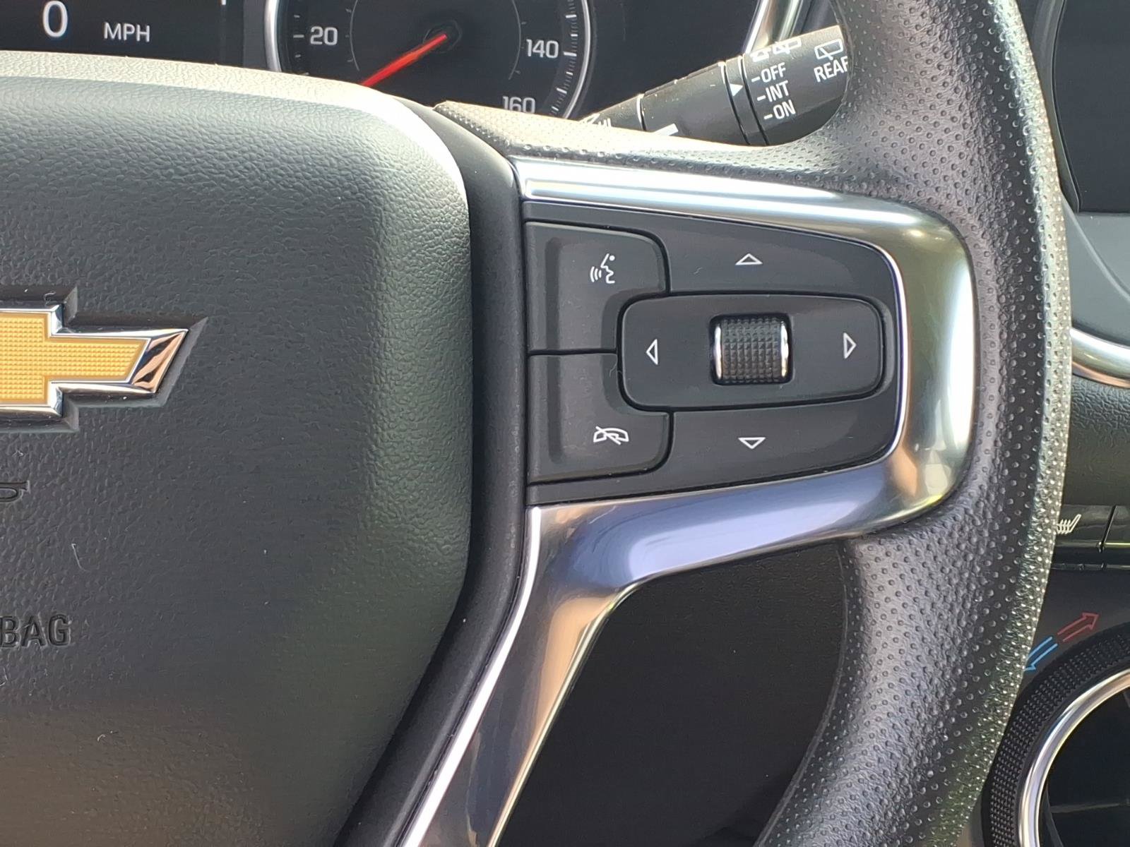 Used 2025 Chevrolet Blazer LT AWD/4WD image 19
