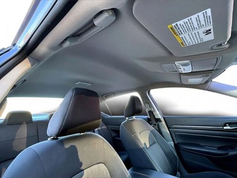 Used 2022 Nissan Altima 2.5 S image 25