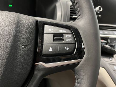 New 2026 Honda Odyssey EX-L image 17
