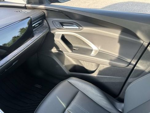 Certified 2025 Audi Q5 Premium w/ Convenience Package AWD/4WD image 33
