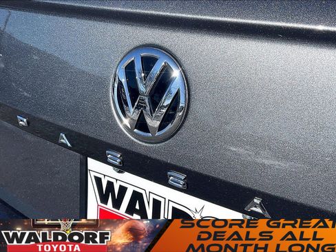Used 2021 Volkswagen Passat 2.0T S image 10