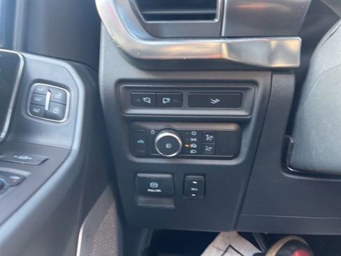 Certified 2022 Ford F150 Lariat w/ Equipment Group 502A High image 22