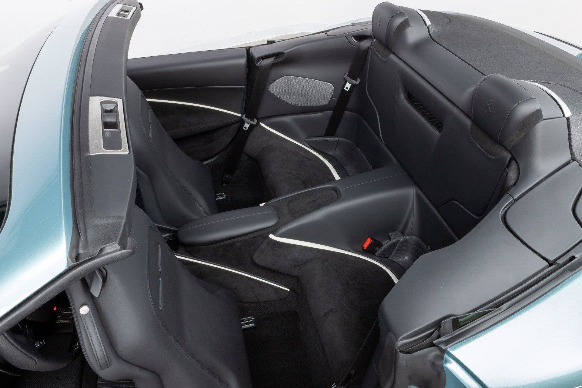 Certified 2024 Ferrari Roma Spider RWD image 38