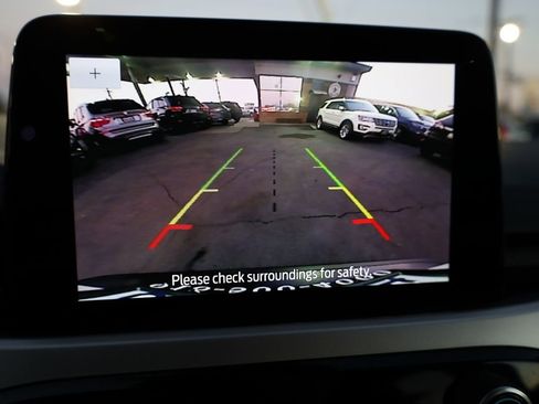 Used 2020 Ford Escape SE image 26